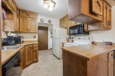 901 2nd Street E West Fargo ND 58078