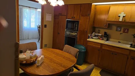 511 S Mccornell Avenue Parkers Prairie MN 56361
