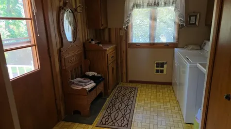 511 S Mccornell Avenue Parkers Prairie MN 56361