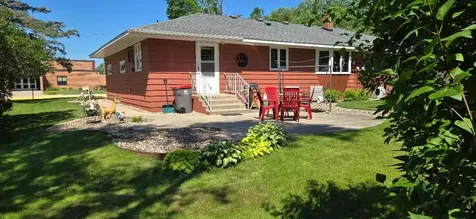 511 S Mccornell Avenue Parkers Prairie MN 56361