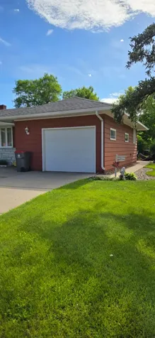 511 S Mccornell Avenue Parkers Prairie MN 56361