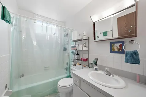 2303 22nd Avenue S Minneapolis MN 55404