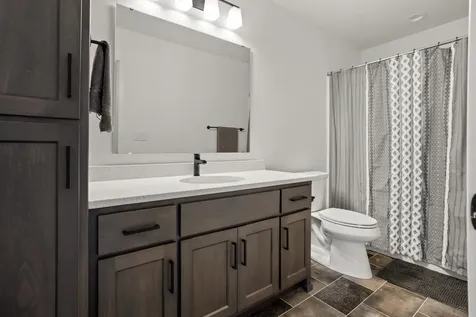 6381 Saint Ann Avenue Horace ND 58047