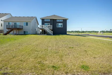 6381 Saint Ann Avenue Horace ND 58047