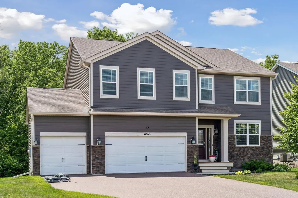 11529 Pineridge Way N Dayton MN 55327