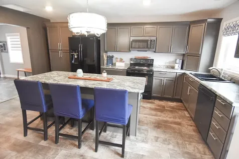 1017 Duluth Avenue N Thief River Falls MN 56701