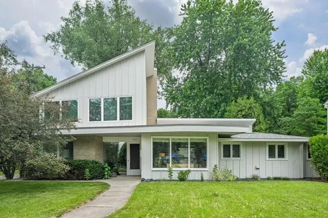 2191 Edgcumbe Road Saint Paul MN 55116