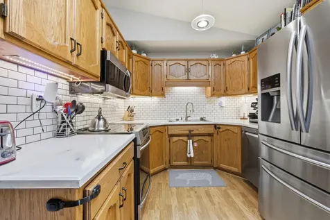 2914 S Bay Drive S Fargo ND 58103
