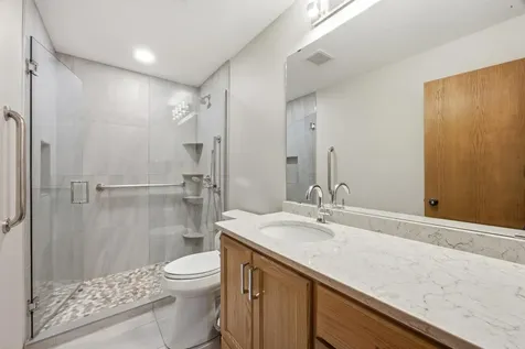 2914 S Bay Drive S Fargo ND 58103