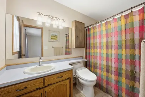 2914 S Bay Drive S Fargo ND 58103