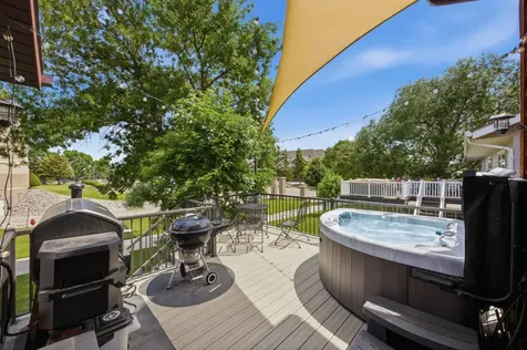 2914 S Bay Drive S Fargo ND 58103