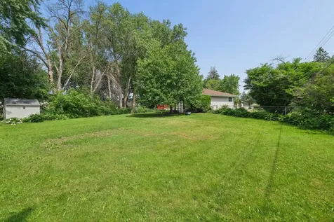 7813 53rd Avenue N New Hope MN 55428