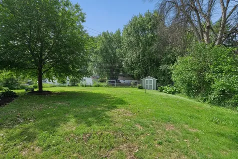 7813 53rd Avenue N New Hope MN 55428