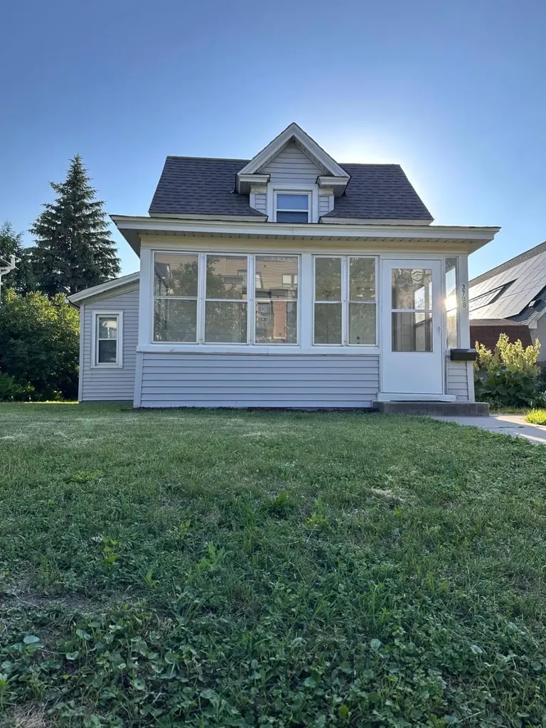 3708 29th Avenue S Minneapolis MN 55406