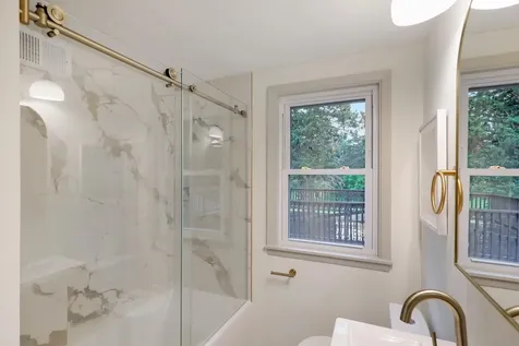 2911 Troseth Road Roseville MN 55113