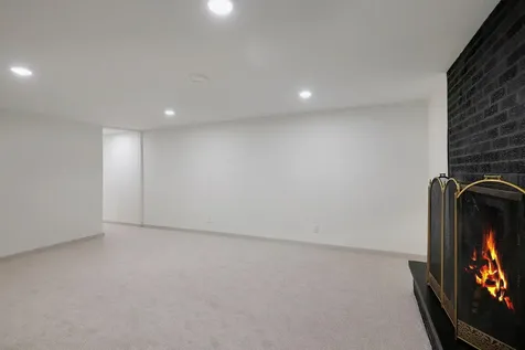 2911 Troseth Road Roseville MN 55113