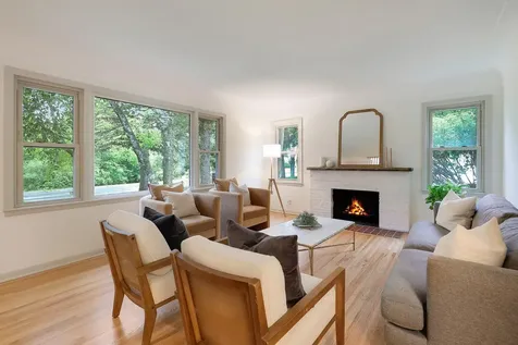 2911 Troseth Road Roseville MN 55113