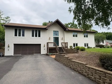 13789 Holyoke Lane Apple Valley MN 55124
