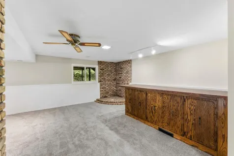 8009 Vincent Circle N Brooklyn Park MN 55444