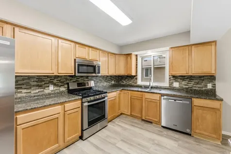 8009 Vincent Circle N Brooklyn Park MN 55444