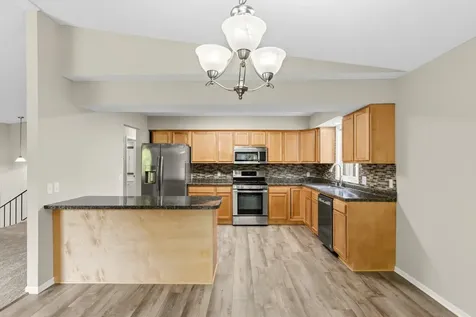 8009 Vincent Circle N Brooklyn Park MN 55444