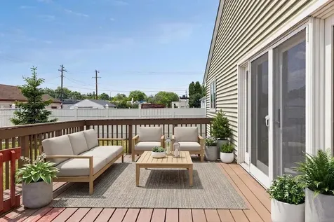1806 Montana Avenue E Saint Paul MN 55119
