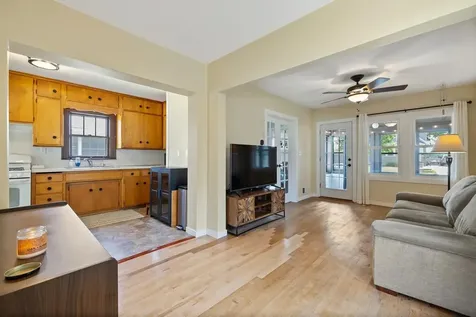 206 14th Avenue S South Saint Paul MN 55075