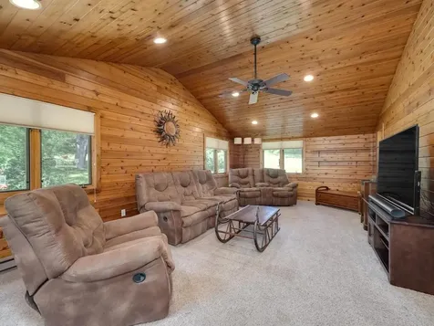 4638 Crofoot Avenue NW Buffalo MN 55313