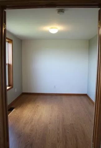 3186 Harbor Street Isle MN 56342