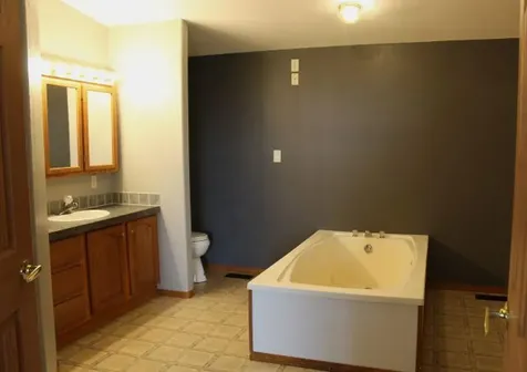 3186 Harbor Street Isle MN 56342