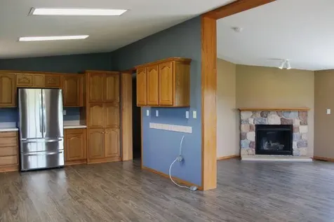 3186 Harbor Street Isle MN 56342