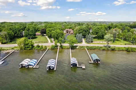 1910 Shoreline Drive Wayzata MN 55391