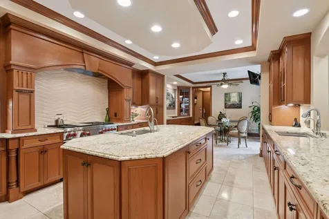 1910 Shoreline Drive Wayzata MN 55391