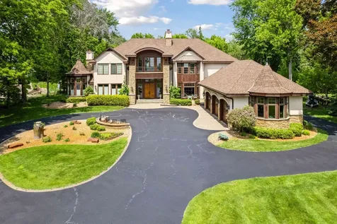 1910 Shoreline Drive Wayzata MN 55391