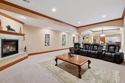 1910 Shoreline Drive Wayzata MN 55391