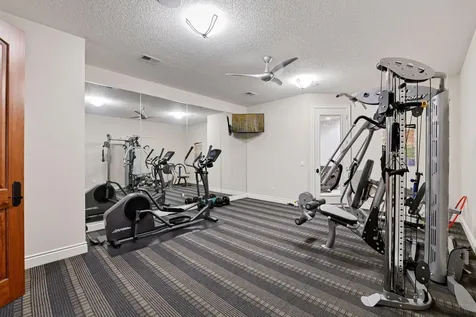 1910 Shoreline Drive Wayzata MN 55391