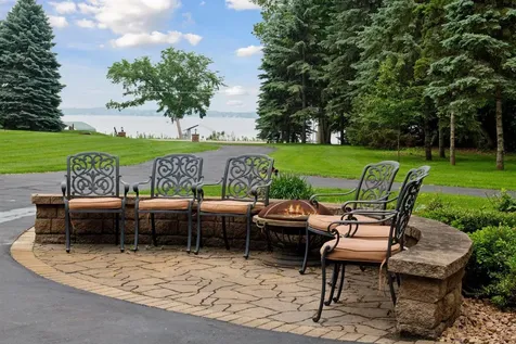 1910 Shoreline Drive Wayzata MN 55391