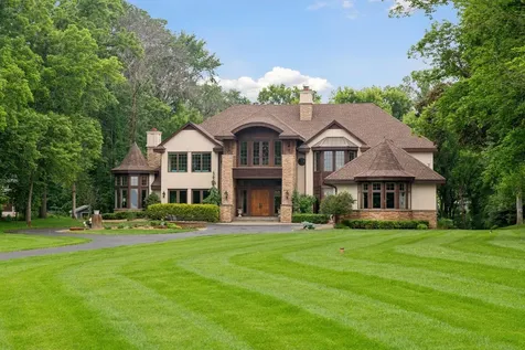 1910 Shoreline Drive Wayzata MN 55391