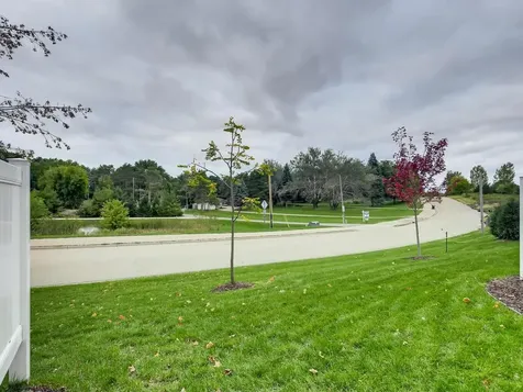 718 Maggie Way Chanhassen MN 55317