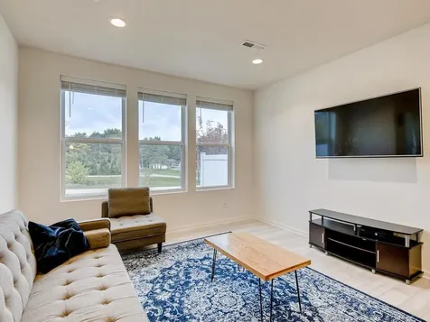 718 Maggie Way Chanhassen MN 55317