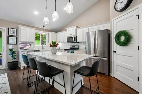 12920 Huntington Court Savage MN 55378