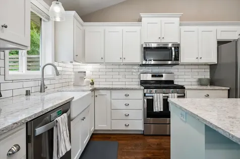 12920 Huntington Court Savage MN 55378