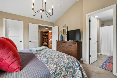 12920 Huntington Court Savage MN 55378