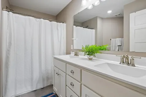 12920 Huntington Court Savage MN 55378