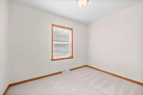 1845 83rd Street W Inver Grove Heights MN 55077