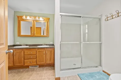 1845 83rd Street W Inver Grove Heights MN 55077