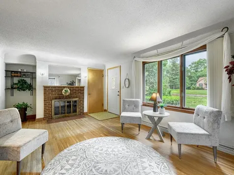 7538 Spring Lake Road Mounds View MN 55112