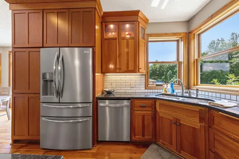 11205 Circle Lake Lane Faribault MN 55021