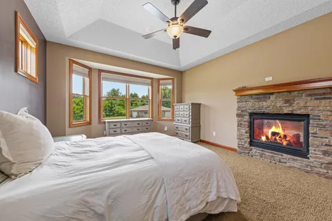 11205 Circle Lake Lane Faribault MN 55021