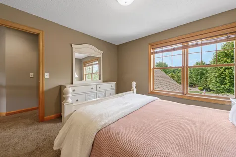11205 Circle Lake Lane Faribault MN 55021